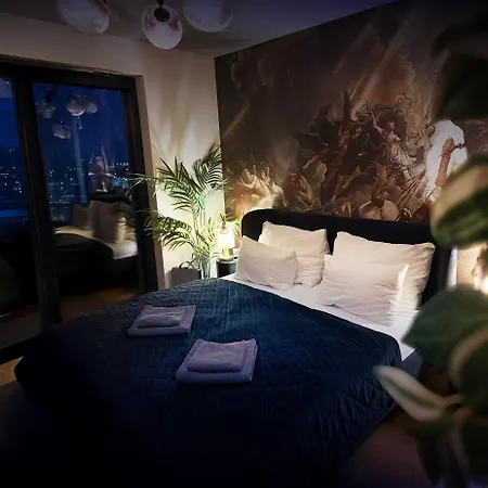 Skyline Elegance With Free Parking * ブラチスラヴァ