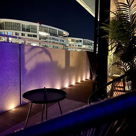 Skyline Elegance With Free Parking *